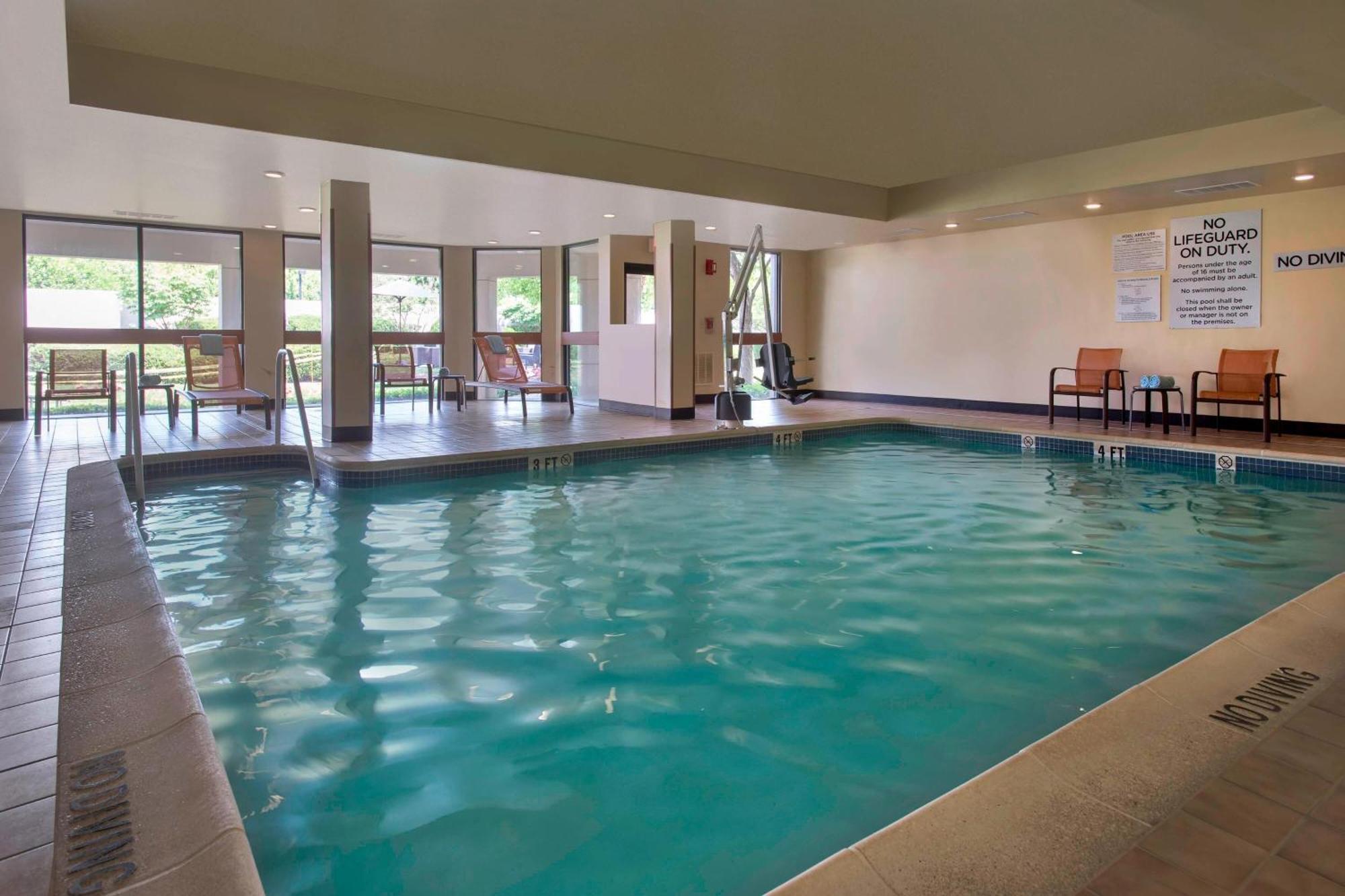 Courtyard By Marriott Princeton Eksteriør billede