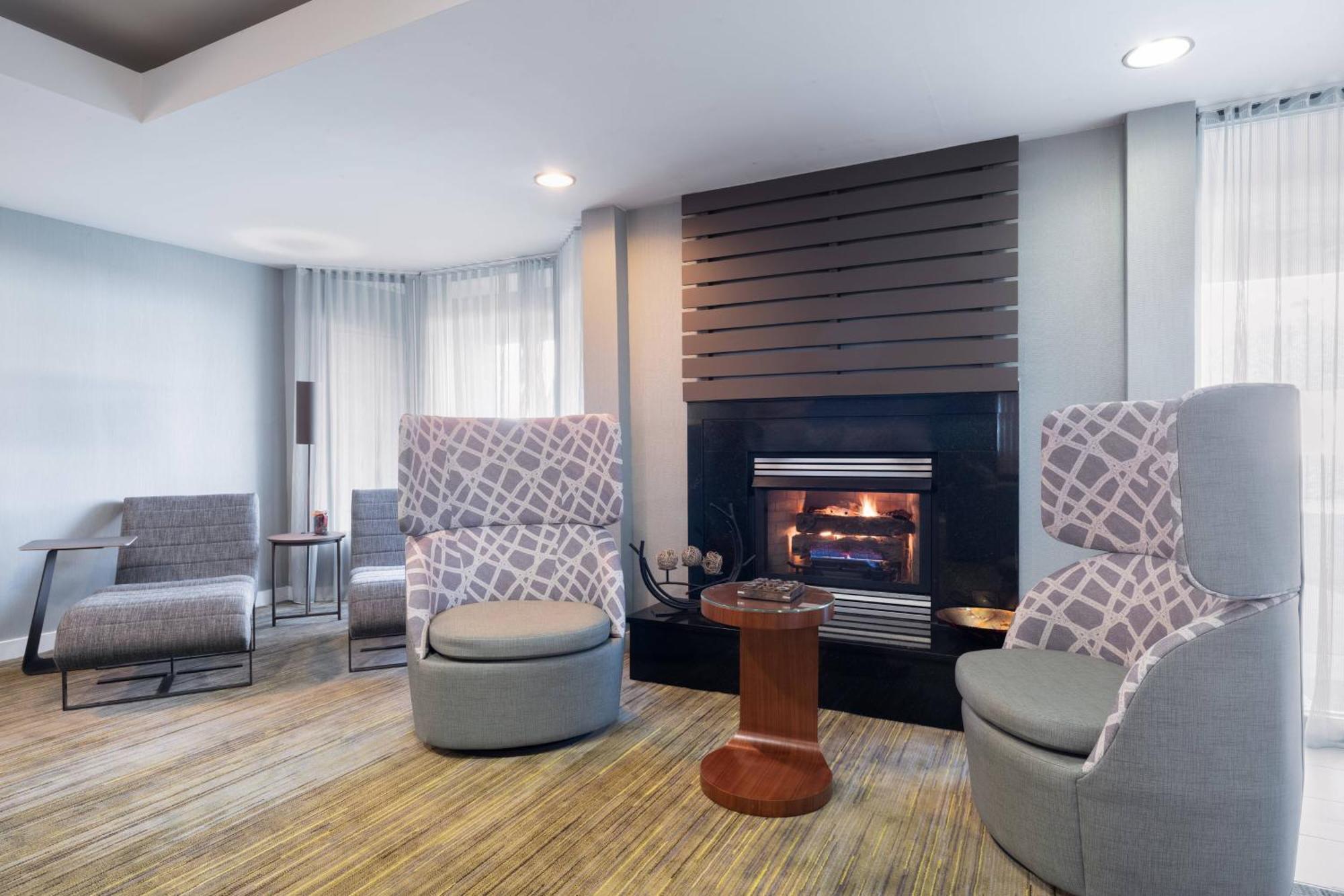 Courtyard By Marriott Princeton Eksteriør billede